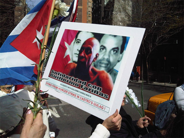 Fotorreportaje: “MANIFESTACION DE CUBANOS FRENTE A LA MISION CASTRISTA EN NUEVA YORK EL PASADO 27 DE MARZO”. Por Heriberto Leyva, Activista Socialdemócrata Independiente. Exiliado Politico en New Jersey.