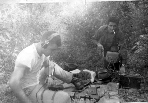 "Esteban Fernández y la libertad de Cuba". Entrevista Zoé Valdés a Esteban Fernández. web/folder.asp?folderID=136
