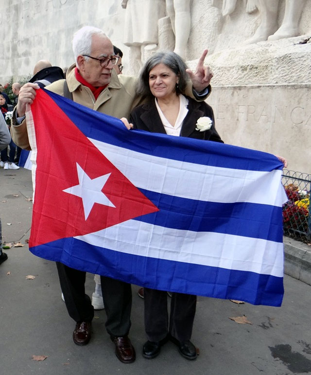 Fotos de la manifestación en París del 14.11.2021, por la Libertad de Cuba. Por Félix José Hernández.         CubaDemocraciayVida.ORG                                                                                        web/folder.asp?folderID=136  