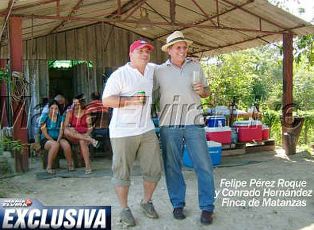 REPORTAJE: La fiesta de la ltima purga cubana. Un programa de la televisin de Miami difunde fotografas de los defenestrados Carlos Lage y Felipe Prez Roque en la finca de Conrado Hernndez en Matanzas Cuba.