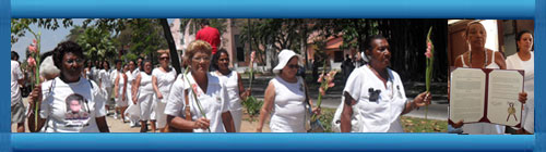 Fotorreportaje de las Damas de Blanco: Reyna Luisa Tamayo Danger, manifest Yo tuve la desgracia de ver asesinado a mi hijo Orlando Zapata Tamayo, pero eso nos da ms fuerza a esta familia, para luchar por la libertad de los presos polticos.