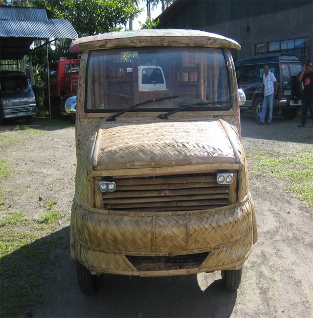 CUBA: La Fábrica Cubana de Eco-autos lanza un nuevo modelo: Este último modelo (Taino-hummer) se comenzará a vender en el mercado minorista a uno por nucleo familiar (si alcanza).