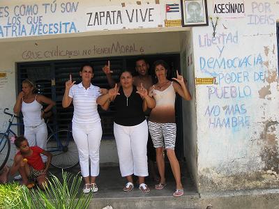 Familia de Zapata funda organizacin opositora en medio de fuertes golpizas y represin.