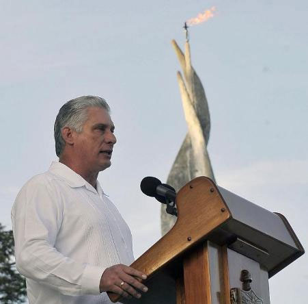 Miguel Daz-Canel, un hombre detenido en el tiempo ( Parte No. V ). Por el Doctor Alberto Roteta Dorado. cubademocraciayvida.org web/folder.asp?folderID=136